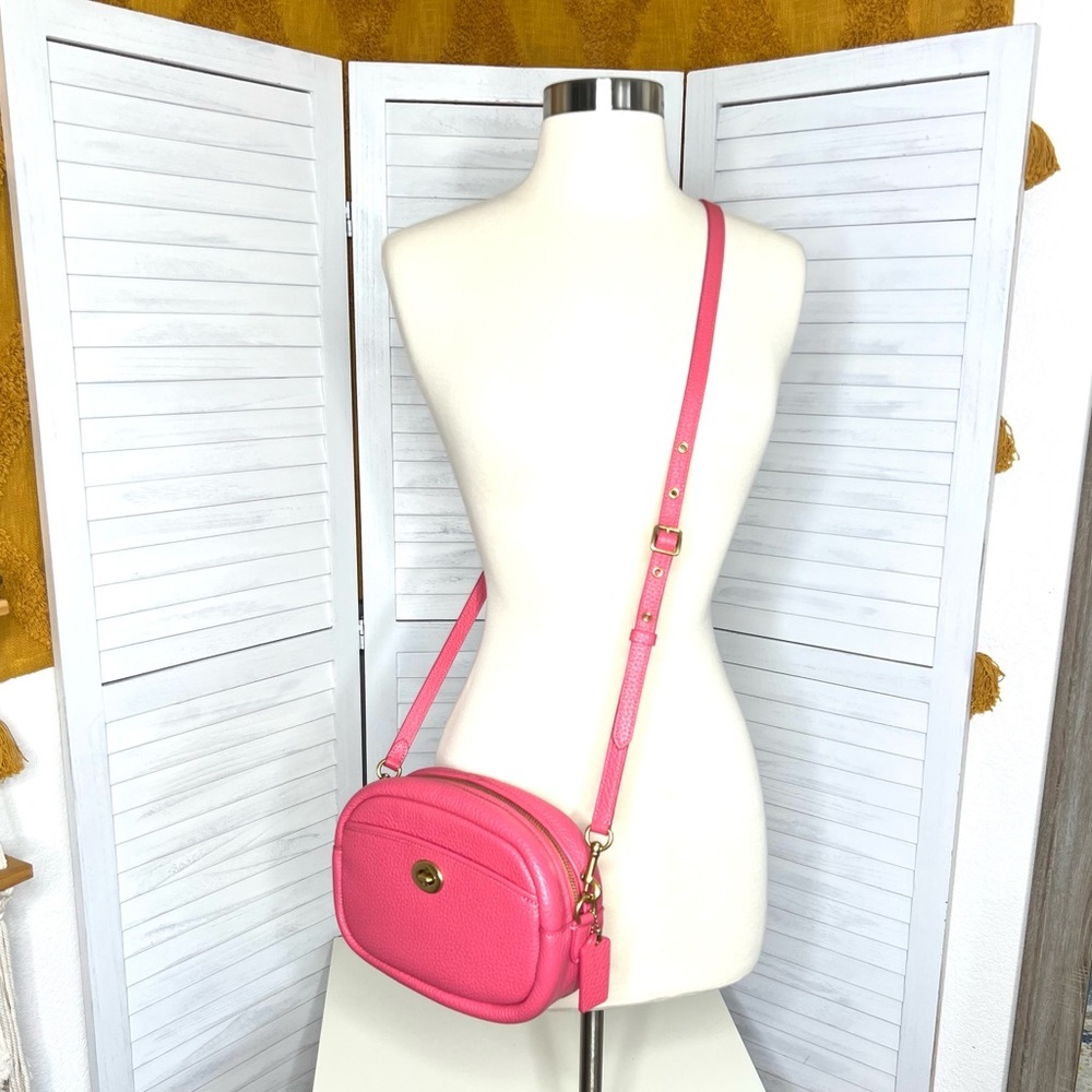 Coach Camera Bag Pink Soft Pebble Leather Crossbody Two Adjustable Straps - Picture 16 of 17